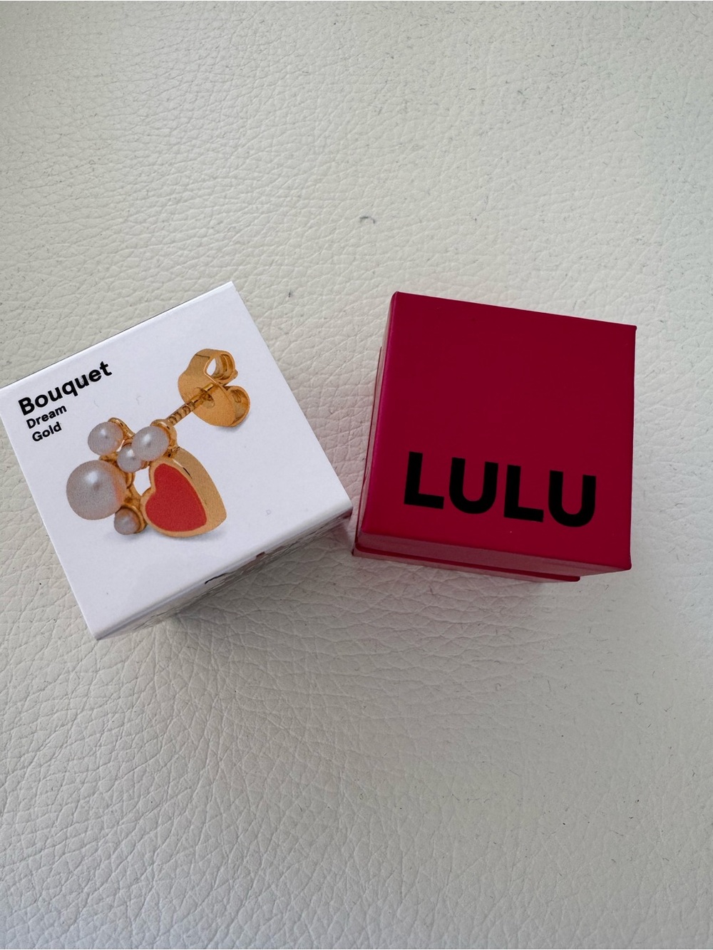 NIB Lulu Single Gold Heart Earring with Red Enamel & Faux Pearl Accent - Picture 6 of 6